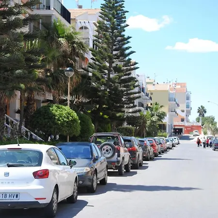 Eliseos Playa Apartment *